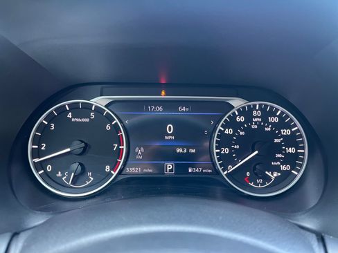 Used 2025 Nissan Sentra SV FWD image 39