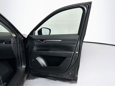 Used 2020 MAZDA CX-5 Touring FWD image 33