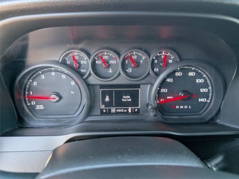 Used 2025 Chevrolet Silverado 2500 Custom w/ Custom Value Package image 24