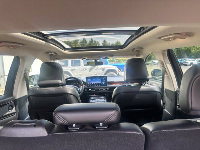 Used 2023 Lincoln Nautilus Reserve w/ Equipment Group 201A AWD/4WD image 17
