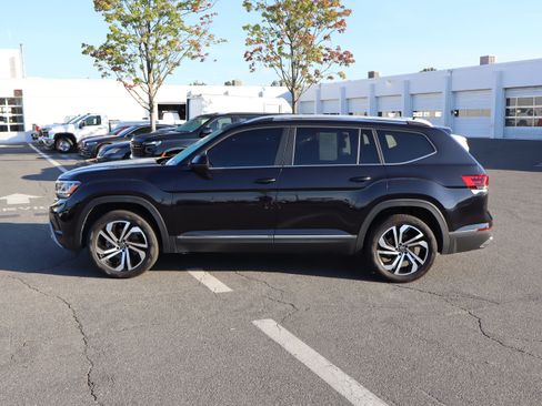 Used 2023 Volkswagen Atlas SEL AWD/4WD image 7