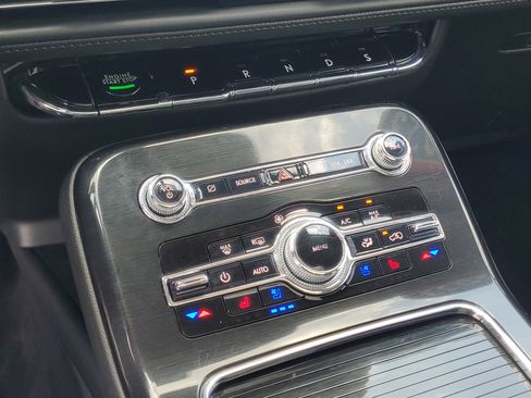 Certified 2023 Lincoln Nautilus Reserve AWD/4WD image 18