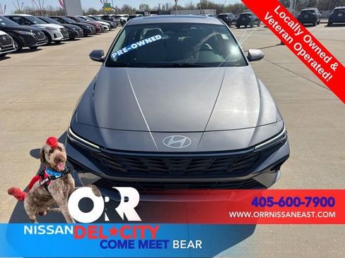 Used 2025 Hyundai Elantra Limited FWD image 8