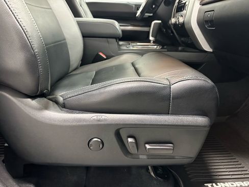Used 2020 Toyota Tundra Limited w/ Limited Premium Package image 59
