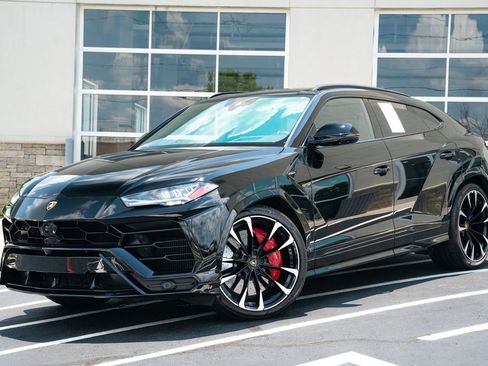Used 2021 Lamborghini Urus AWD/4WD image 2