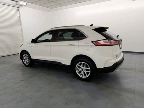 Used 2022 Ford Edge SEL w/ Convenience Package image 6