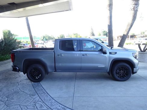 New 2026 GMC Sierra 1500 Elevation AWD/4WD image 9