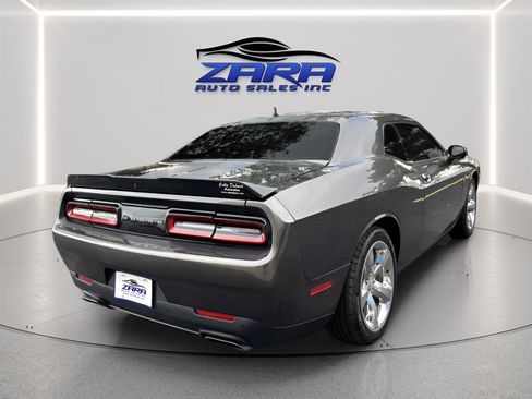 Used 2016 Dodge Challenger R/T Plus RWD image 3