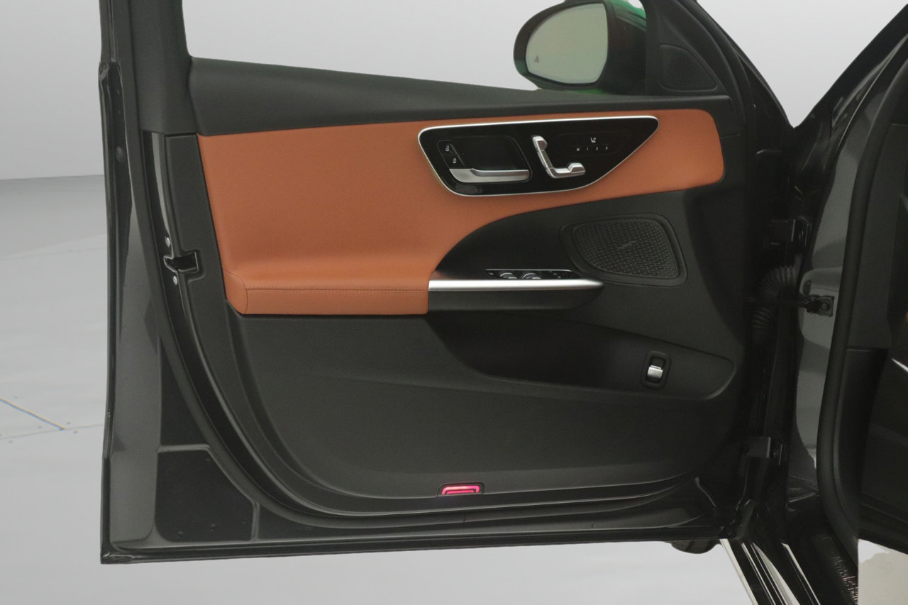 Certified 2024 Mercedes-Benz C 300 Sedan image 17