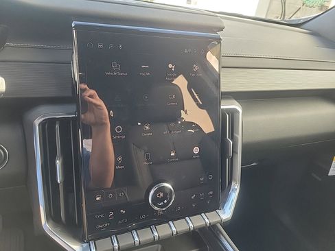 New 2026 GMC Acadia Elevation w/ Elevation Premium Package image 16