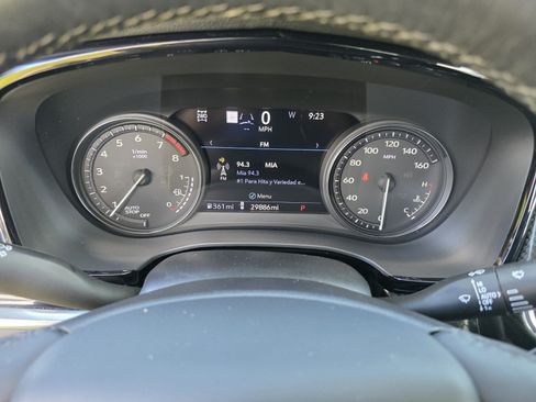 Used 2023 Cadillac XT6 Sport w/ Technology Package AWD/4WD image 21