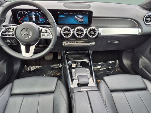 Used 2023 Mercedes-Benz GLB 250 image 15