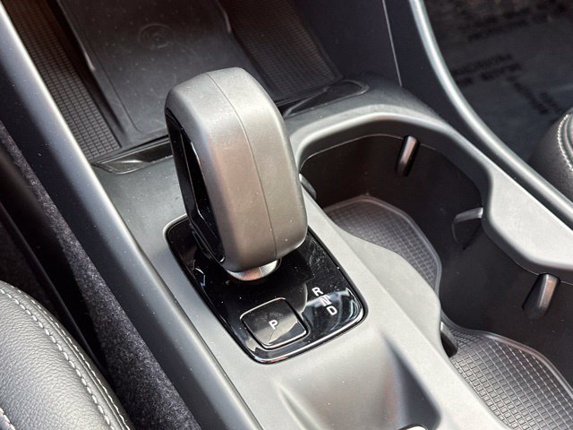Certified 2024 Volvo XC40 B5 Core AWD/4WD image 19