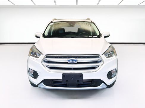 Used 2019 Ford Escape Titanium AWD/4WD image 2