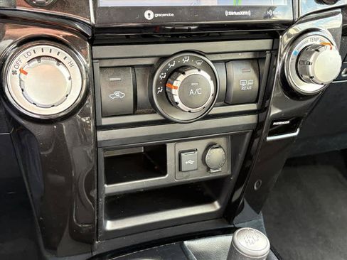 Used 2024 Toyota 4Runner TRD Off-Road Premium image 14