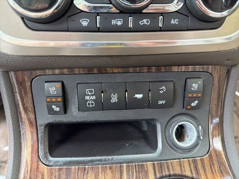 Used 2013 GMC Acadia Denali AWD/4WD image 16