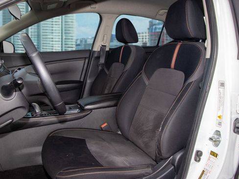 Used 2021 Nissan Sentra SR image 6