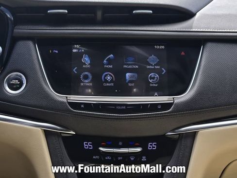 Used 2018 Cadillac XT5 FWD image 11