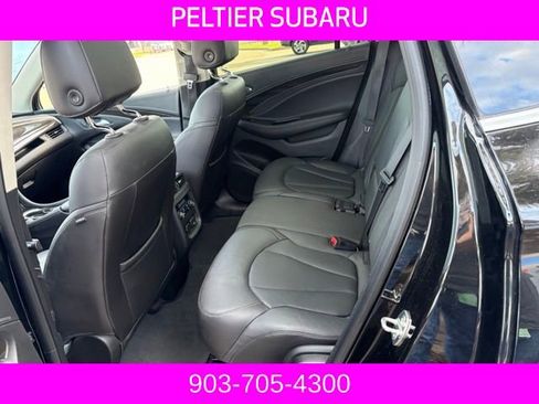 Used 2019 Buick Envision Essence image 16