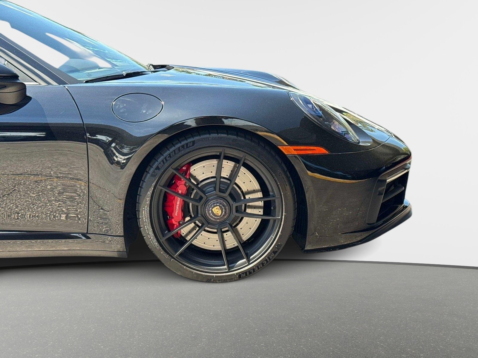 Used 2022 Porsche 911 Cabriolet image 24