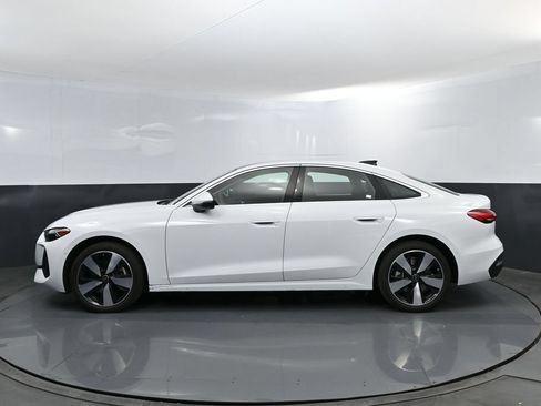 Used 2025 Audi A5 2.0T Premium Plus AWD/4WD image 21