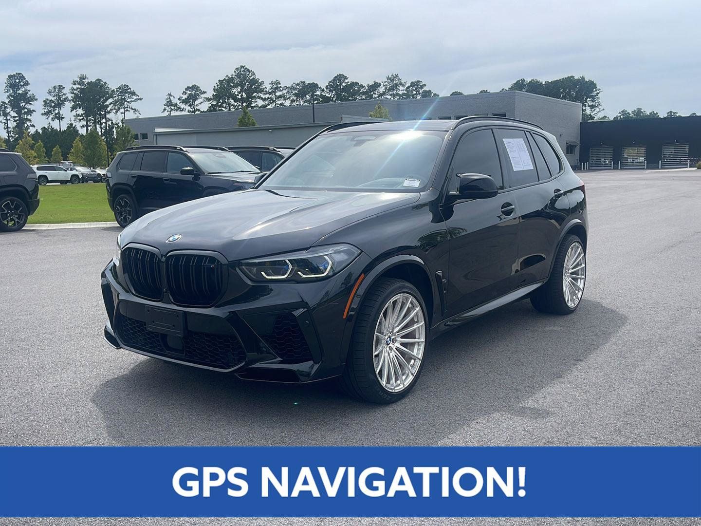 Used 2023 BMW X5 M w/ Competition Package AWD/4WD image 3