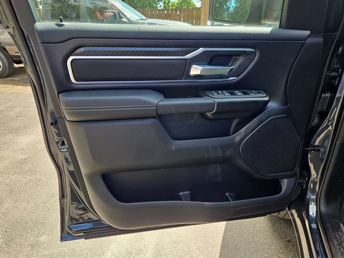 New 2026 RAM 1500 4x4 Crew Cab image 11