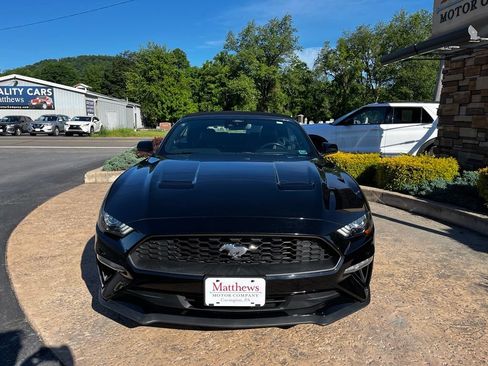 Used 2022 Ford Mustang Premium RWD image 2