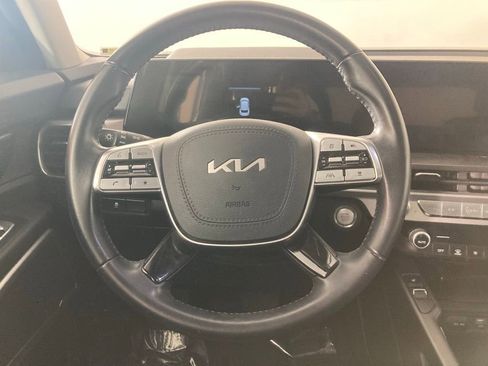 Used 2023 Kia Telluride S w/ S Sunroof Package image 6