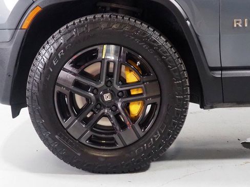 Used 2024 Rivian R1S AWD Adventure image 57