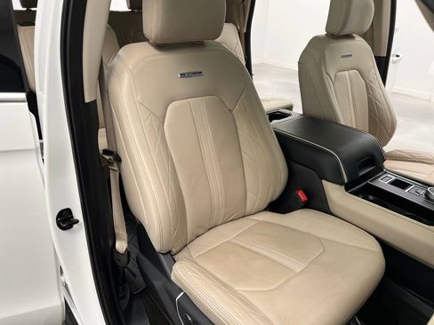 Used 2023 Ford Expedition Max Platinum image 25