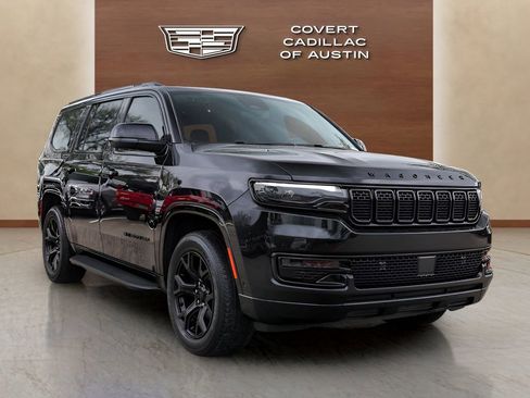 Used 2023 Jeep Wagoneer Series II image 6