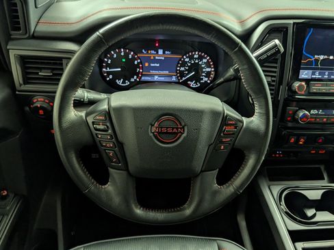 Used 2023 Nissan Titan PRO-4X AWD/4WD image 16