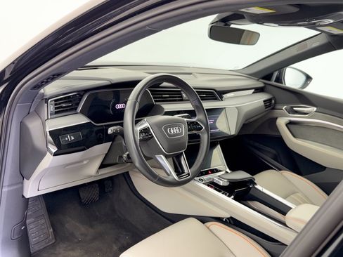 Used 2024 Audi Q8 e-tron Prestige AWD/4WD image 4
