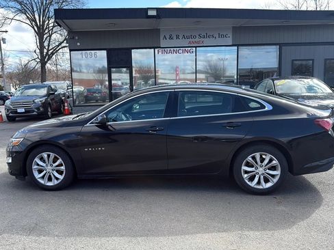 Used 2019 Chevrolet Malibu LT FWD image 4