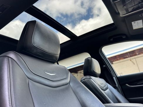 Certified 2024 Cadillac XT6 Premium Luxury image 22