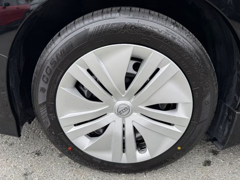 Used 2025 Nissan Leaf S FWD image 47