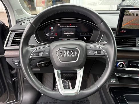 Used 2023 Audi Q5 2.0T Premium Plus w/ Premium Plus Package AWD/4WD image 17