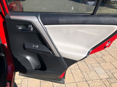 Used 2016 Toyota RAV4 XLE image 26