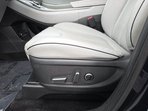 Used 2024 Hyundai Palisade SEL FWD image 25