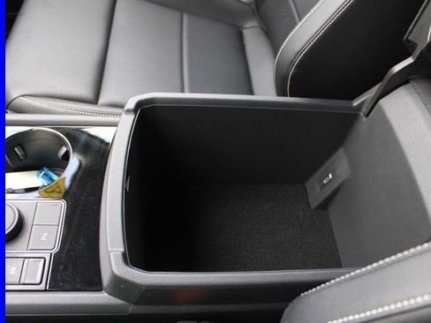 Used 2023 Volkswagen Atlas SE w/ Panoramic Sunroof Package AWD/4WD image 47