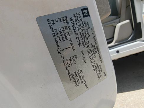 Used 2009 GMC Sierra 1500 SLE w/ Regional Value Package RWD image 15