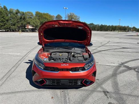 Used 2023 Kia Forte GT-Line w/ GT-Line Premium Package image 18