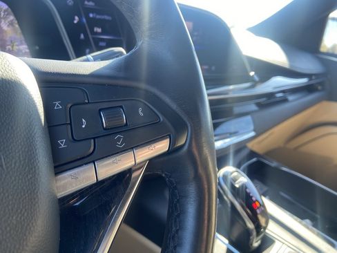 Used 2023 Cadillac Escalade Premium Luxury w/ Performance Package image 14