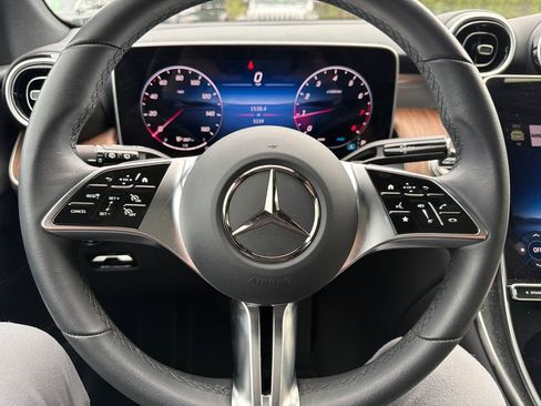 Used 2026 Mercedes-Benz GLC 300 4MATIC image 18
