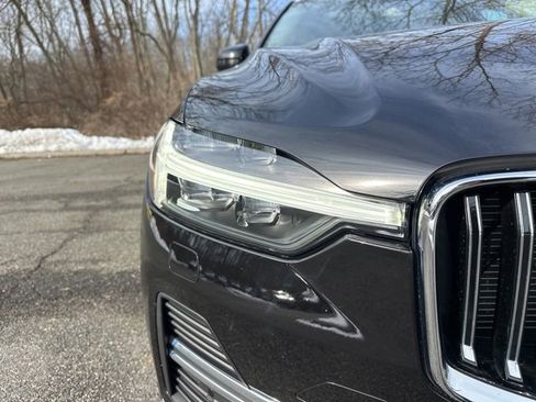 Certified 2023 Volvo XC60 B5 Plus image 12