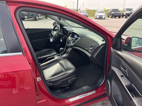 Used 2011 Chevrolet Cruze LT FWD image 15