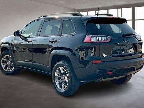 Used 2019 Jeep Cherokee Trailhawk w/ Comfort/Convenience Group AWD/4WD image 14