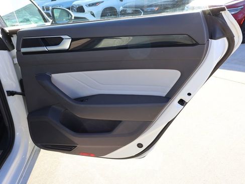 Used 2021 Volkswagen Arteon SEL image 14