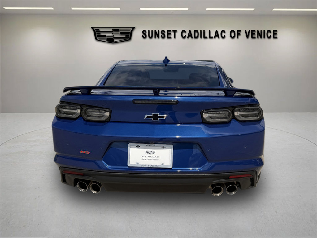 Used 2019 Chevrolet Camaro SS RWD image 4